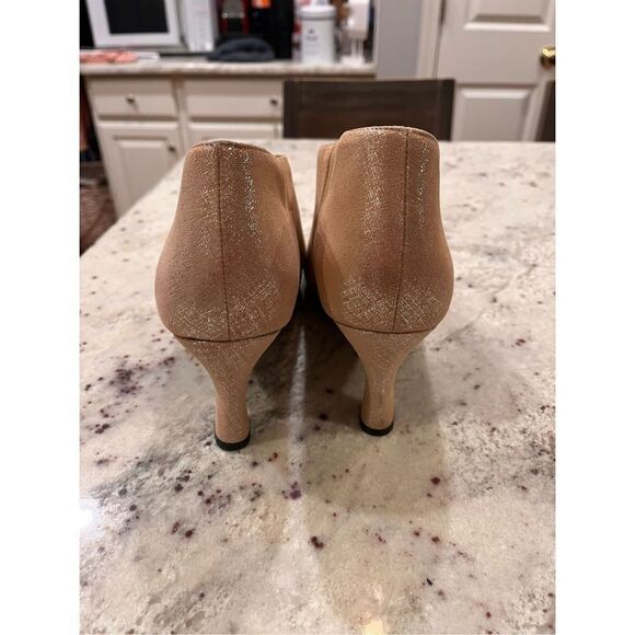 Array Gold Shimmer D’Orsay Open Toe Bootie Pumps sz 12W NWOT - Picture 5 of 6